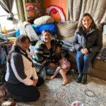 Jennifer Garner Instagram - Not all superheroes wear capes. Maria Lopez is an Early Childhood Coordinator with @savethechildren. During her regular visits to families’ homes in Yakima Valley, Washington, Maria provides parents/caregivers with books, developmentally appropriate toys, encouragement, and tools to help parents learn and grow with their children— setting them up for kindergarten readiness and a lifetime of learning. . Once a month Maria and Darla, little Olivia’s mom, complete an Ages and Stages Questionnaire to assess Olivia’s development, and again and again Maria was confronted with results that she knew just didn’t add up. The pediatrician was quick to dismiss Darla and Maria’s concerns, saying Olivia would grow out of the stage she was in. But with Maria in her corner, Darla fought to have Olivia assessed further. Sure enough, they learned Olivia was on the Autism spectrum. . Maria has been able to work with Darla and provide a revised curriculum with developmental activities to help Olivia grow & thrive. Olivia is now happily playing with other children, learning to process in her own time, and will be ready to start kindergarten when the time comes. Thank you, Maria. ♥️ . I’ve seen this kind of tenacity and dedication from @savethechildren Early Childhood Coordinators around the US, likely in your backyard. If you still have a little more to give on this #GivingTuesday, please consider supporting the work of @savethechildren’s US Programs. Thank you! Yakima, Washington