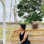 Jennifer Hong Instagram - ⛺️ 有過一次經驗後你真的會很難忘懷露營的各種美好 今年第一露+碎片 . . . #lingling #候鳥羽露 #碎片 #露營 #camping #first
