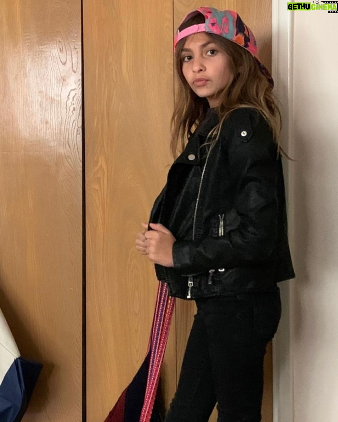 Jennifer Lindberg Instagram - I mean… no words. Well a few.. This is @popular_loner & @jordanlong____ Brilliant collab… nectar! Rocking my hat.. best model ever. If only we all looked this great in it. Perhaps I would have had more sales? 🤣🤣🤣🤣 ♥️♥️♥️♥️ Sending love on this Saturday eve. Night night:)