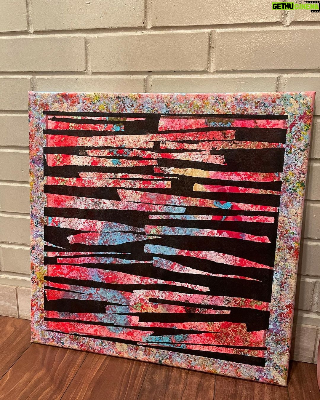 Jennifer Lindberg Instagram - Soft landing here.. Been at this one for a few days. Took time w the detail. She was starting to blind me w her brightness so naturally I added some darkness … Feels all too familiar, that equation.. Anyhow. “Falling” 20x20 Acrylic, water color, highlighters 🌺