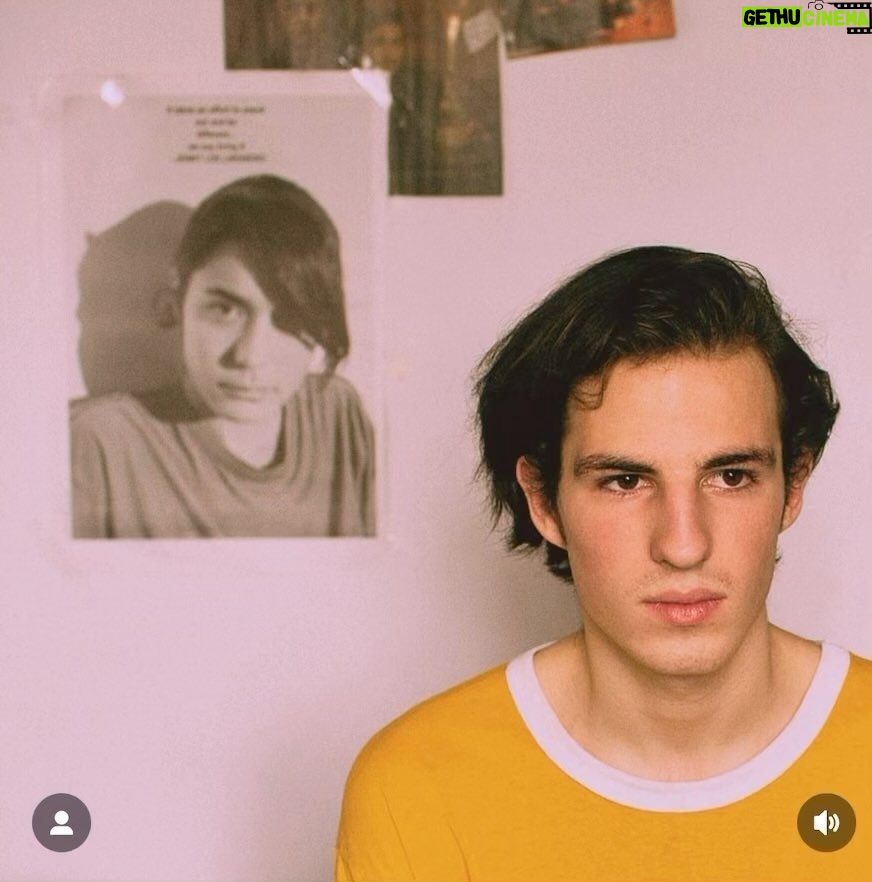 Jennifer Lindberg Instagram - THE SONG IS OUT!!! I had the absolute pleasure of reworking/remixing “king city” by @swimdeepbaby legit still so wild the og sings my name. i love you guys! my heart feels warm and cozy. and i was super stoked to spin the wheel , and MAKE IT DARKER. 🤣 y’all listen if ya wanna. link in @swimdeepbaby bio :)