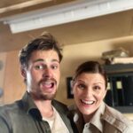 Jennifer Robertson Instagram - Had so much fun with this cast and crew last summer. One of my favourite moments : hanging with the cast and someone asked @hjthomasjr about ET and I said “You were in ET?? What character were you?” Think I had him fooled for 3 seconds. 😉 Rent or buy on digital today (US only)