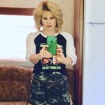 Jennifer Robertson Instagram - TBT - “…whatever you do, rock onwards and upwards!” #schittscreek #jocelynschitt