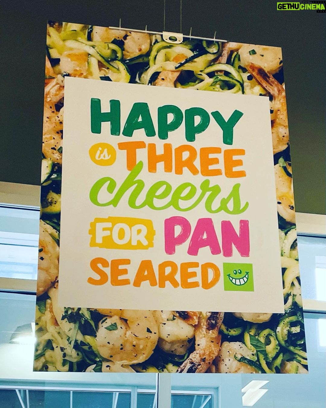 Jennifer Robertson Instagram - I have read this 20 times and i still don’t follow. 😂