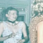 Jennifer Robertson Instagram - My uncle’s wedding many years ago. As you can see SOMEBODY in the far left corner did NOT want to catch the bouquet! The sheer terror on my face 😂 thanks for the laugh @megs