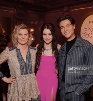 Jennifer Robertson Instagram - Baker family minus our dear Chris.