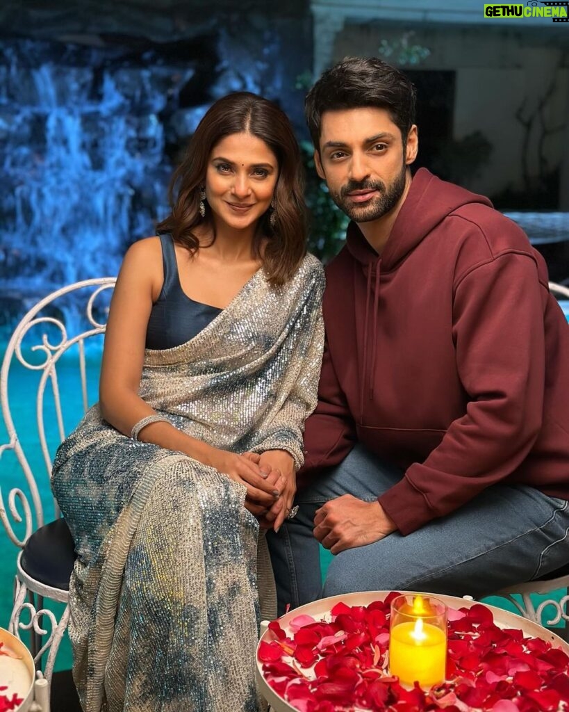 Jennifer Winget Instagram - IN & OUT of Character! 🎭 JW&KW bringing charisma and chemistry to the screen. 🌟👫 #OnScreenMagic #DynamicDuo” #raisinghanivsraisinghani🎬 #sonyliv #today #8pm The Game Begins TONITE…
