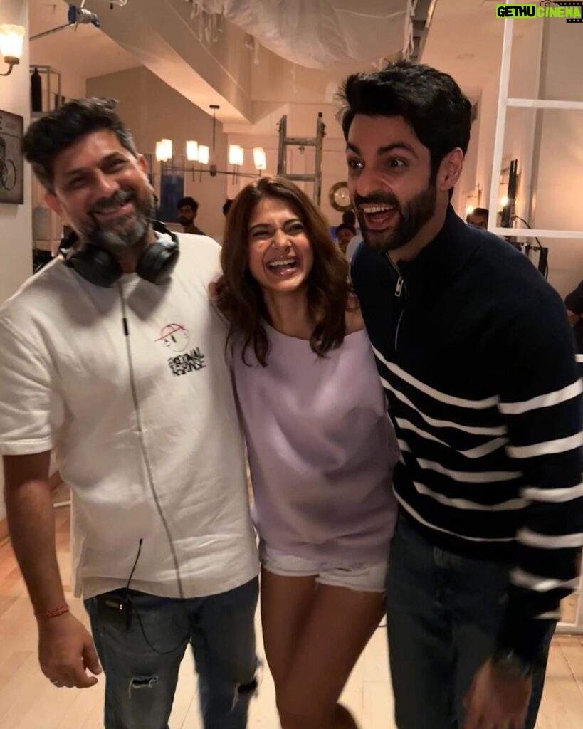 Jennifer Winget Instagram - Back into the swing of things and how; after a long hiatus indeed!! Returning with Rajderkar and Working it with my Wahinder + Ringing in 17M on the same day!! (𝘠𝘢𝘺!) What a way to celebrate! Definitely a day to celebrate! @aniruddha.rajderkar @karanwahi #BabysBackInBusiness 💼