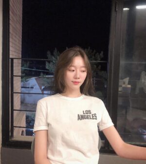 Jeon Hye-won Instagram - 🍃🌊