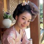 Jeon Hye-won Instagram - 드라마 [환혼] 으로 짧게 인사드려요 환혼 화이티이잉💙
