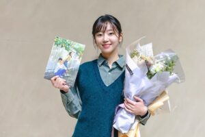 Jeon Hye-won Instagram - #그해우리는 
그동안 채란이를 사랑해주셔서 넘 감사해요❤️ 
아기채란이는ㅋㅋㅋㅋ 이만 가보겠습니다...ㅎ 
너무 감사하고 감사했어요 또 만나요🍀