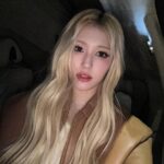 Jeon So-mi Instagram - Cheers to car selfies