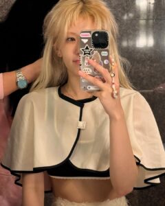 Jeon So-mi Instagram - Cherry Tomato
