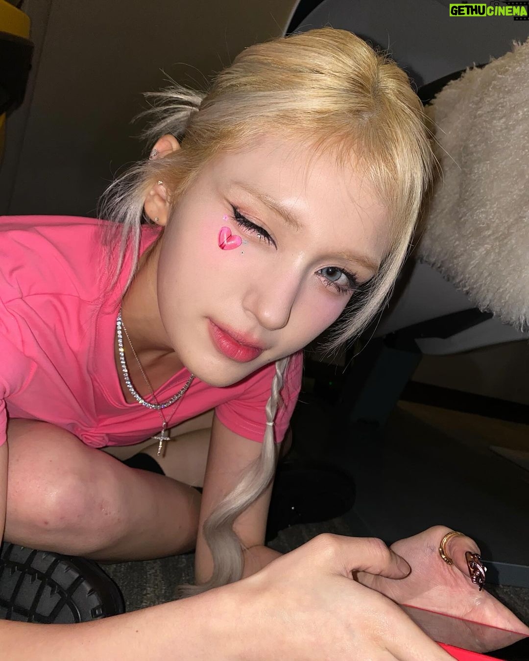 Jeon So-mi Instagram - MAMA2023❤️❤️❤️❤️❤️❤️❤️