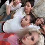Jeon So-mi Instagram - 크크크 므므므 👩🏼‍🦱🦁🧡 원더케이 착장🪄
