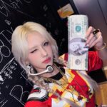 Jeon So-mi Instagram - M COUNTDOWN 💰GGG💰 엠카 금금금 첫방해찌롱