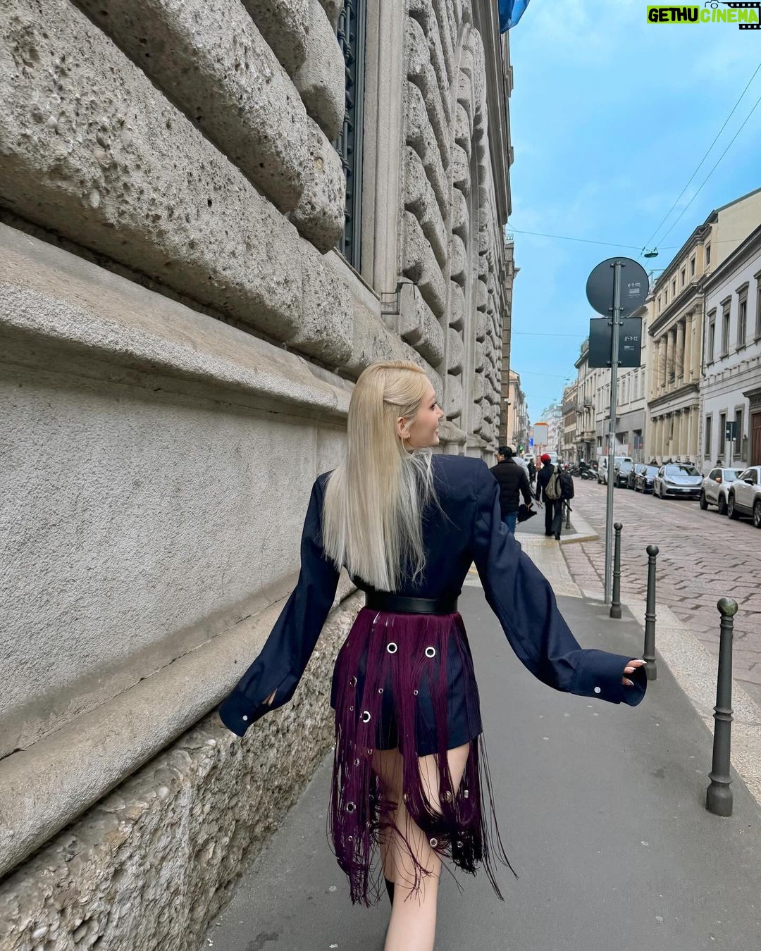 Jeon So-mi Instagram - @prada Fantasies, ribbons, and crystals #PradaFW24 #MiucciaPrada #RafSimons