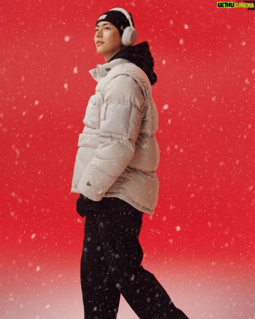 Jeong Si-hyun Instagram - @sonykorea #ad #겨울의완성 #WH1000XM5 #몰입의즐거움 소니 WH1000XM5와 함께하게 되었습니다 ! 이번 겨울, 소니 WH1000XM5와 함께 따뜻한 겨울 보내시는 건 어떨까요? 😃😃