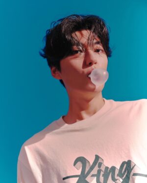 Jeong Si-hyun Instagram - ❤️
Artist - Jeong si hyun / @jeongsihyun
(for. @double_v_ent)
Director - Kwon ji woo, Seo you jin
Photographer - Kang sang uk (강상욱) / @cozy_graphy
Make-up Artist - Jang somi (장소미) / @_lavendery
Hair Artist - Han kyul (한결) / @1kyluee
Stylist - Song hye-ran(play ssong) 
Stylist assist - Park mi kyoung