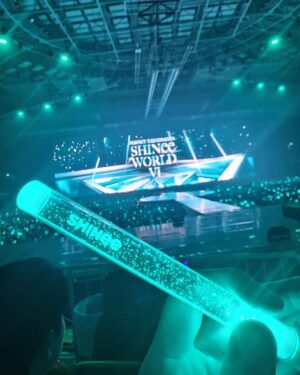 Jeong Si-hyun Instagram - 샤이니 사랑해요 
건대 사랑해요 
#shinee#kufilm