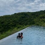 Jeong Tae-woo Instagram – 꾸밈없는 자연속 안식처

우리 부자는 잠자는 시간만큼 
물 속에 있었다고 한다. Zannier Hotels Bāi San Hô