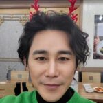 Jeong Tae-woo Instagram - 푸른 나비들 때문에 2023년 성탄절이 아주 행복했다고 한다. 장애를 가진 친구들과의 작업에서 그들의 열정과 성실함에 많이 배우고 느끼는 바가 참 많았던 연말을 보냈습니다. 🎼 꿈이아냐 모두가 함께하는 세상은...🎶 #푸른나비의숲 #베리어프리