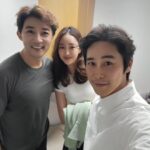 Jeong Tae-woo Instagram - 이 세상도 바꿀 수 있겠구나.. 광산회사의 횡포에 맞서는 노동자들의 투쟁을 그린 작품 #뮤지컬 #할란카운티 🎶어두운 터널 지나면 밝은 세상올까 우리 살아갈 세상 정의로운 세상🎶 마지막 커튼콜 노래에선 가슴이 정말 뭉클해지네요. 우리 아이들에겐 정의로운 세상을 남겨주고 싶습니다~ @steelajw6796 좋은작품 보여주셔서 감사해요형🙈