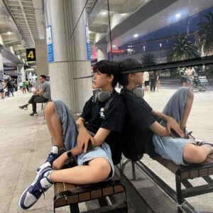 Jeong Tae-woo Instagram - 🩵

두번의 국가고시(초중검정고시😁)를 치룬 
하준이의 지난 여름 사진 모음.zip

원하는 고등학교 진학과 진로를 위해 
또 한번 열심히 해보자 🔥🔥🔥

엄마 아빠가 옆에서 열심히 도와주고 응원하고 기도할게 🙏🏻🙏🏻🙏🏻

#아들#중2
#여름방학#피드박제
#lovelee#lovely