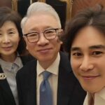 Jeong Tae-woo Instagram - 목사님..근데 갑자기 왜 저보고 특송을 하라고 하셨어요? . . . "얼굴 보고싶어서..." 죄송합니다. 자주 얼굴 못 보여드려서.. 다음에 가족 완전체로 올께요. 감사합니다. 귀한 자리에 불러주시고, 필요한 사람에게 선물하라고 책도 잔뜩 주시고.. 사랑합니다 목사님 사모님💕 Brothers And Sisters In Christ #조정민목사님 #영적멘토 #아버지 #예배 #찬양 #아름다운동행