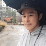 Jeong Tae-woo Instagram - 며칠 전 교통사고가 있었는데.. 차는 많이 손상되었지만 저는 정말 괜찮습니다. 털끝하나까지 보호하신 하나님께 감사드리고, 걱정해주신 모든 분들께도 감사드립니다. 이런 일을 겪으니까 정말 모든게 감사하네요. 앞으로 좋은 일 많이하며 살겠습니다. 비오는데 빗길 운전 조심들 하세요 😊