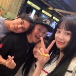 Jeong Tae-woo Instagram - #악마들 #시사회 귀화형이 중심을 잡아주고 승환이형이 미친 임팩트를 주고 대환이형의 밀고 당김의 여운과 장동윤의 새로운 변신 한국판 페이스오프 '악마들' 간만에 우리 라이어팀과의 즐거운 영화관람 시간이었음.👍 #장동윤 #오대환 #최귀화 #신승환