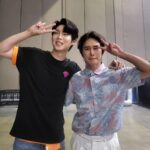 Jeong Tae-woo Instagram - 태진아..네 덕분에 내가 효도한다 😅 오여사님..너 공연때 갖다준다고 점심부터 잡채 만드시더라. 난 먹어보지도 못했다. 😴 이렇게 함박웃음 오랜만이다. ㅋㅋㅋ 감사의 의미로 내가 크게 한번 돌렸다~ 마지막동영상에서 팩트체크 😆 #불타는트롯맨 #손태진