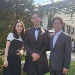 Jeong Tae-woo Instagram - 네 눈빛만 봐도 알겠다. 😅 '형..결혼식이 이렇게 힘든거였어요?' '테이야..돌잔치는 더 힘들다.' 🤣 카트타고 결혼식장 들어가는 새로운 경험하게 해줘서 고맙다~ 결혼 축하해😍 잘살아💕 서원아트리움