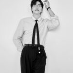 Jeong Young-han Instagram - 구독자 5만 달성 명목으로 내용과 무관한 멋진척 초과 사진 올려봅니다 올해 목표였는데 한 분기 빨리 달성할 수 있도록 관심 가져주신 모든 구독자 분들께 감사드립니다🙇🏻 일상 브이로그라 다소 민망하니까 지인분들의 구독까지는 바라지 않습니다. 그냥 멀리서 응원해주세요😂 *이모저모 일이 많아서 업로드가 좀 더뎌졌을 땐 ‘뉴스안하니’에서! @mbc_announcer_official