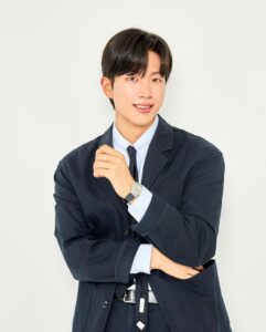 Jeong Young-han Instagram - 입사 1년 기념 새 프로필!