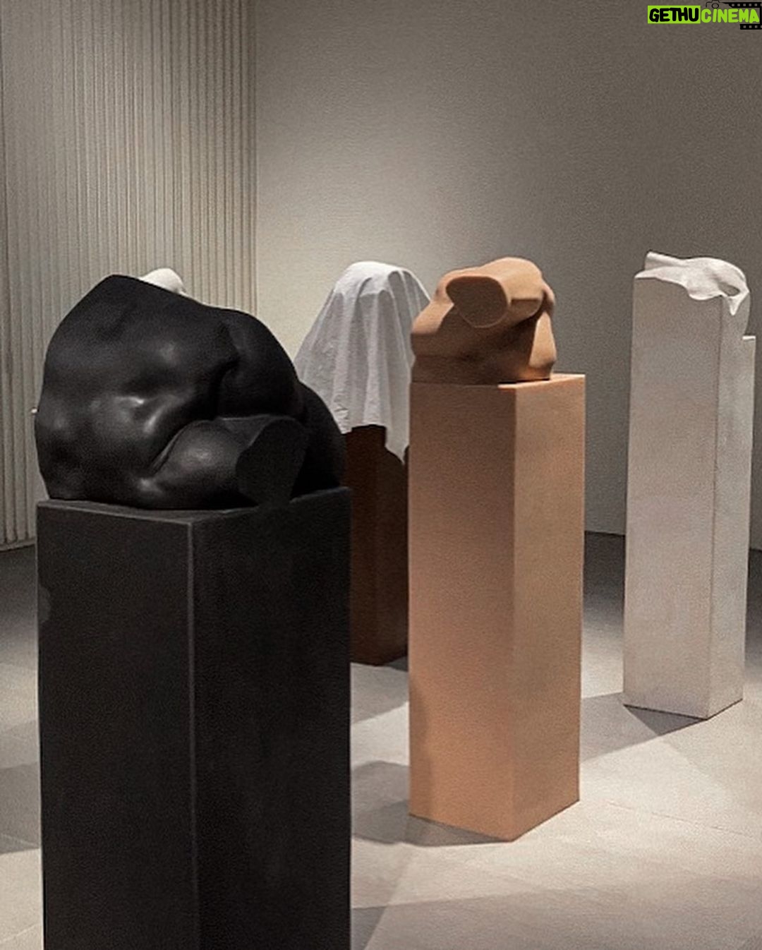 Jeong Young-han Instagram - Martin Margiela 🥼