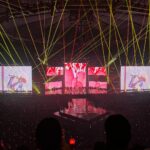 Jeong Young-han Instagram - 첫 예능 출연 첫 단독 콘서트 있었던 날 첫 공연 초청 첫 전광판 샤라웃까지.. 이 모든 것을 열어준 만능열쇠 @bumkeyk 사실, 하고 싶은 거 해나가면서도 묘한 권태감에 사로잡히던 요즘인데 공연 전 파이팅에서부터 이미 전율이 돋았다 일에 대한 진심&팔색조 매력에 번아웃 예방접종 완🔥