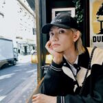 Jeremy Lee Instagram - 到香港啦 有小小唔捨得 但總有機會再去下一個旅程 對吧？ 繼續努力工作 咁先可以係下一個旅程 再好好放鬆 #期待節目出街 #等下先