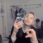 Jeremy Lee Instagram – Hi ✌🏻 
第二張相有重點 發唔發現到？
😂😂😂

#繼續catchavibe