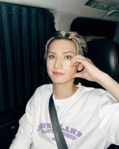 Jeremy Lee Instagram - 第十五場啦 ❤️ 聽日就係香港站最後一場啦 🥲 今日已經有種掛住呢個show嘅感覺 但係明明仲做緊😂 點都好 有你地係度 真係幾多場都唔夠 🦄 好啦 聽日見啦 尾場 第十六場的朋友❤️ #mirrorweare #mirrorfeelthepassionconcerttour2024