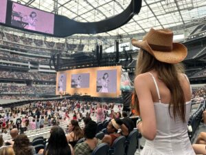 Jeremy Padawer Instagram - Taylor Swift was incredible.
But 2nd to spending a lot of time with my daughter Jojo (14). Nothing is as satisfying as seeing either of our children passionate, happy, engaged, empowered.