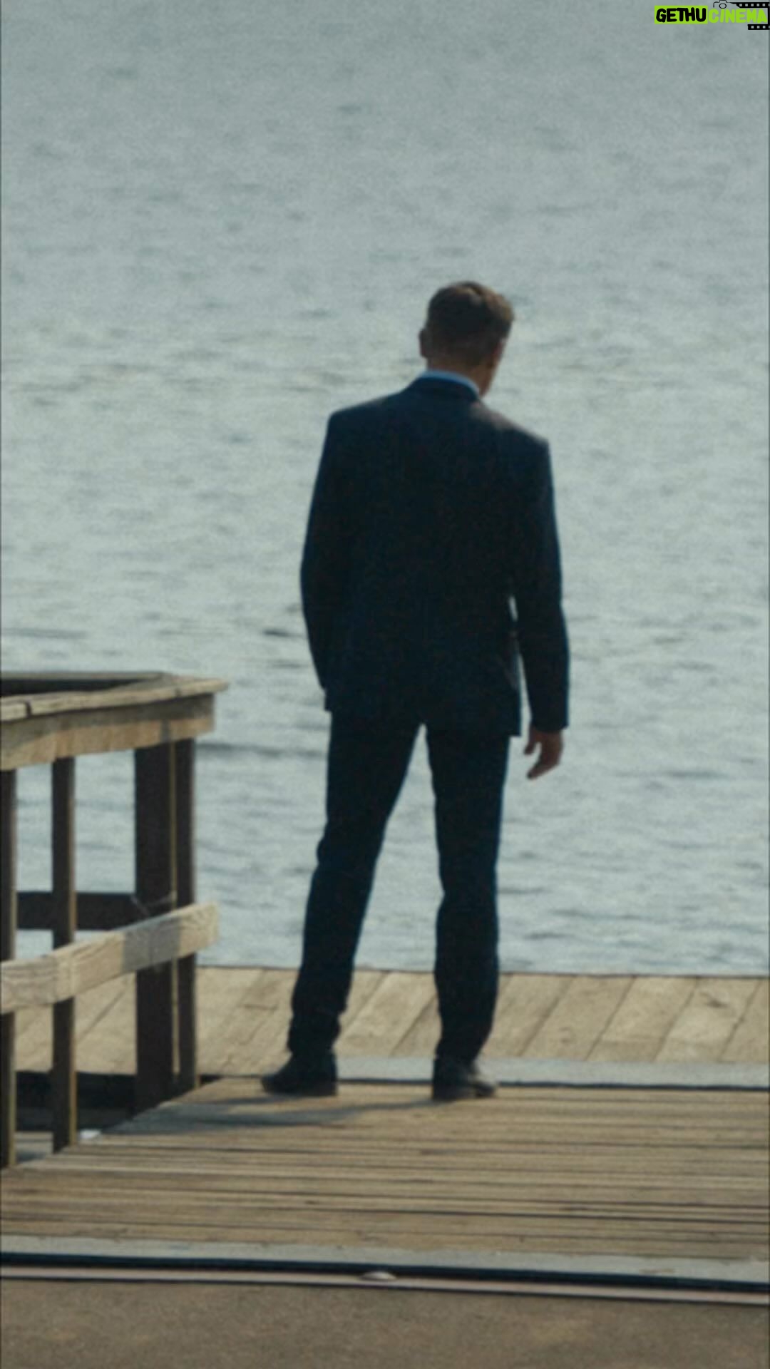 Jeremy Renner Instagram - New trailer out TODAY!!@mayorofkingstown @paramountplus