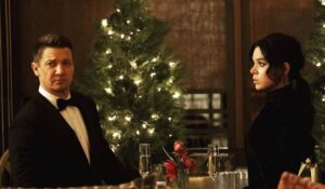 Jeremy Renner Instagram - One year anniversary of our release with @haileesteinfeld @marvel @disneyplus  for @hawkeyeofficial  We wish you all a very merry, happy Holiday season ❄️☃️ #fbf