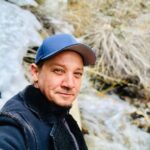 Jeremy Renner Instagram – Wishing you all a wonderful Easter weekend !! Happy hunting….