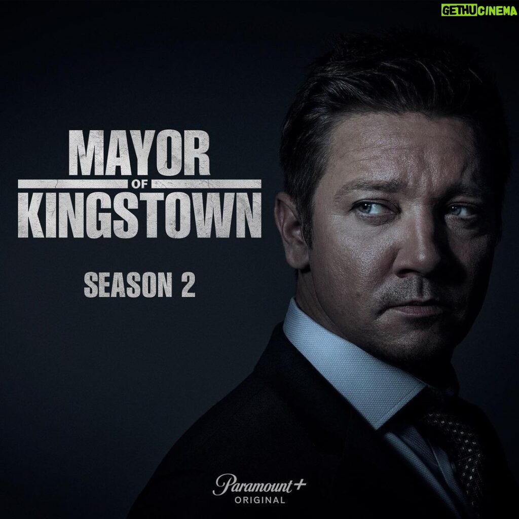 Jeremy Renner Instagram - @paramountplus announces a SEASON 2 of @mayorofkingstown today !!! The Mayor is back …. Are you ready ?? What do you think ?