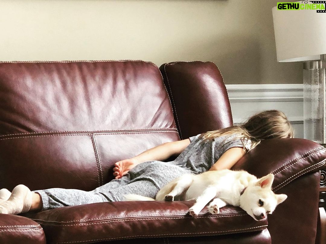 Jeremy Renner Instagram - WARNING: this is what happens when the sun is a no show … #rainydays☔️