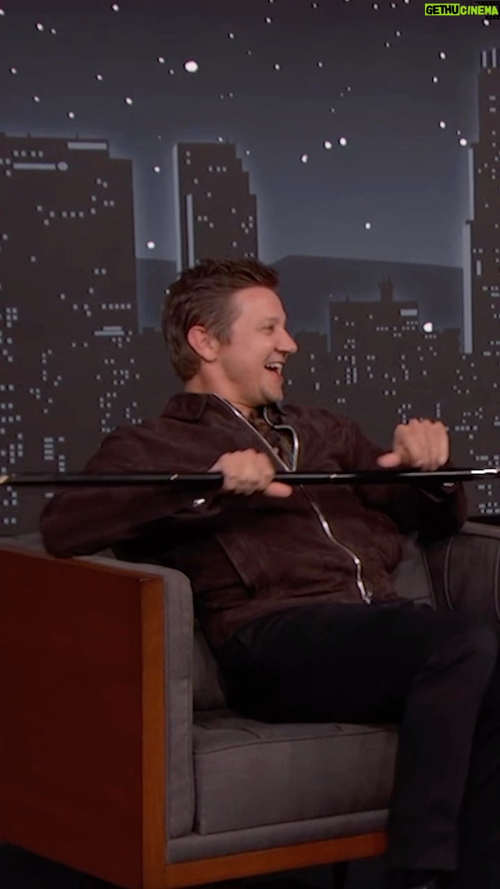 Jeremy Renner Instagram - Real-life superhero @JeremyRenner is here!!! 🙌💙