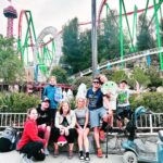 Jeremy Renner Instagram - Good Friday , made magic on the mountain with some of my amazing family! ❤️ @sixflagsmagicmountain #thankyou