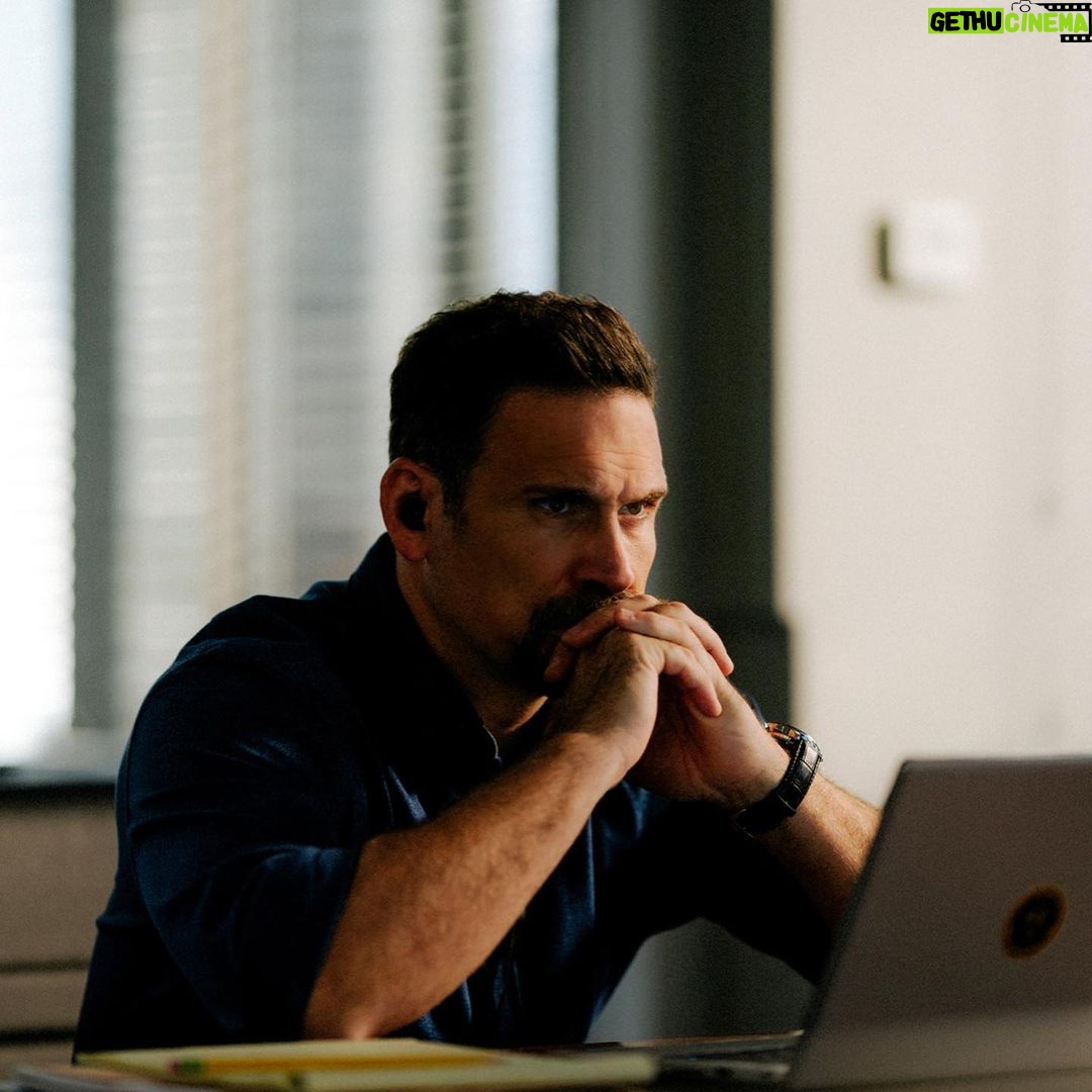 Jeremy Sisto - 4.2K Likes - Check out some images from tonight’s episode. Don’t miss It. Jubal gets hit with a hard one. And faces from the past emerge. @fbicbs