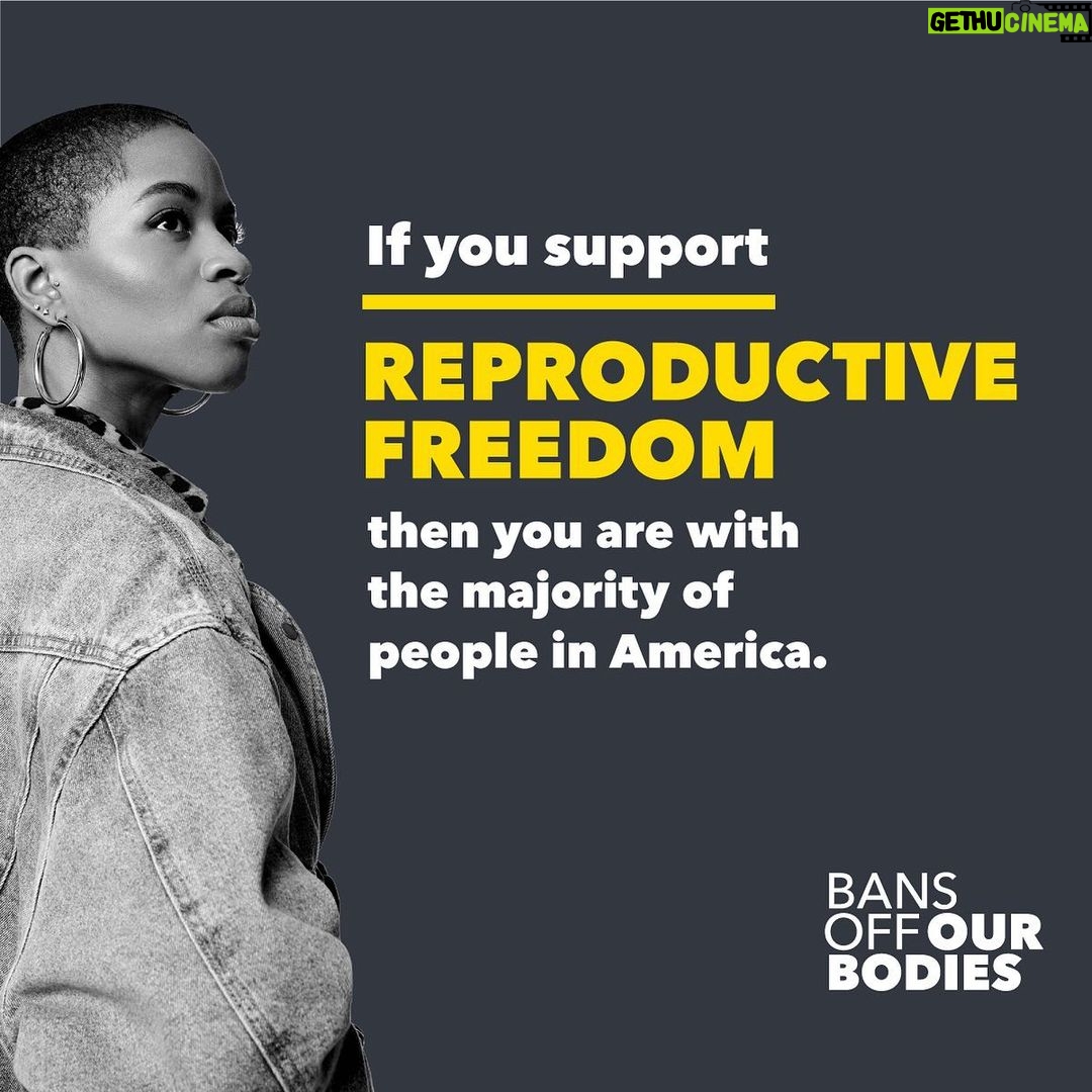 Jeremy Sisto Instagram - Today, the Supreme Court is hearing a challenge to Mississippi’s 15-week ban that could render Roe v. Wade meaningless. If Roe falls, over HALF of US states could move to ban abortion, a reality that would cause great pain and struggle to so many women — please join me and call your US senator: p.ppfa.o1rg/3cZl2Ld